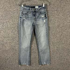 Silver Jeans Co Women's Size 25 x 23.5 Suki Capri Light Wash Blue Denim Jeans